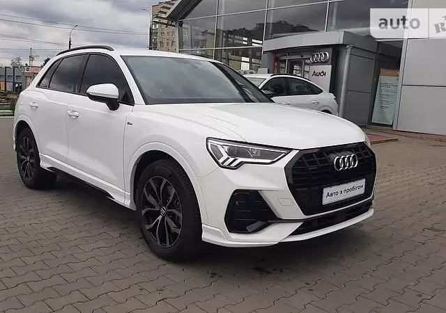 Audi Q3, 2021 г.в.