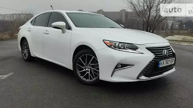 Lexus ES 250, 2017 г.в.
