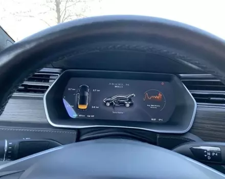 Tesla Model S, 2015 г.в.