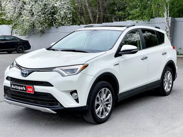 Toyota RAV4, 2018 г.в.