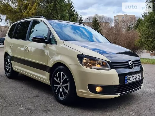 Volkswagen Touran, 2015 г.в.