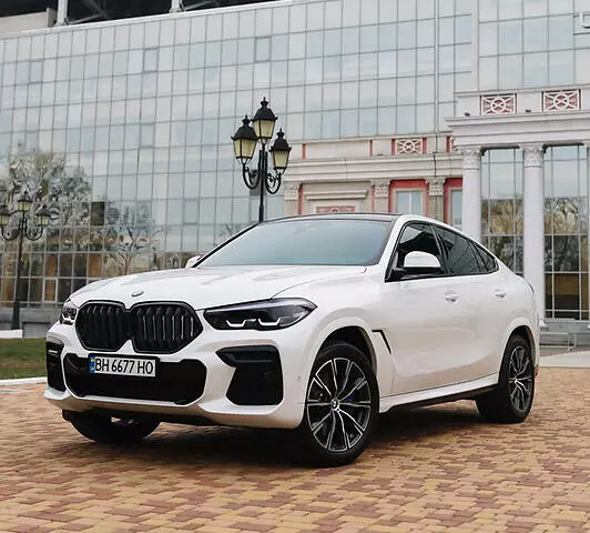 BMW X6, 2022 г.в.