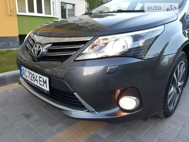 Toyota Avensis, 2013 г.в.