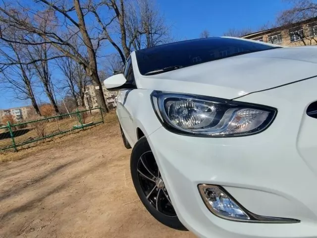 Hyundai Accent, 2012 г.в.