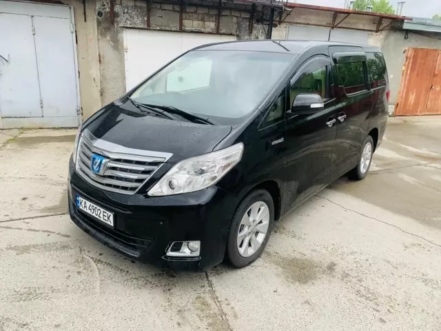 Toyota Alphard, 2012 г.в.