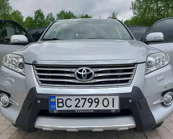Toyota RAV4, 2010 г.в.