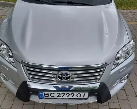 Toyota RAV4, 2010 г.в.