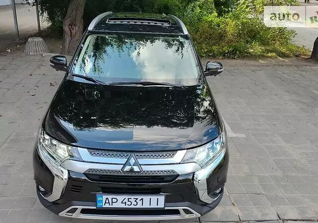 Mitsubishi Outlander, 2018 г.в.