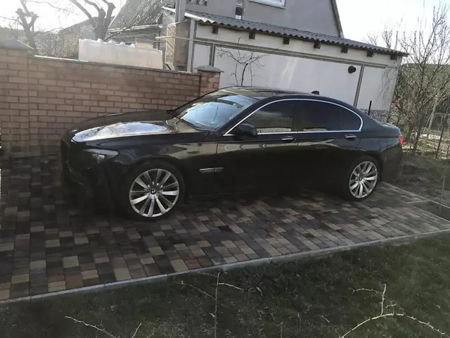 BMW 730, 2010 г.в.