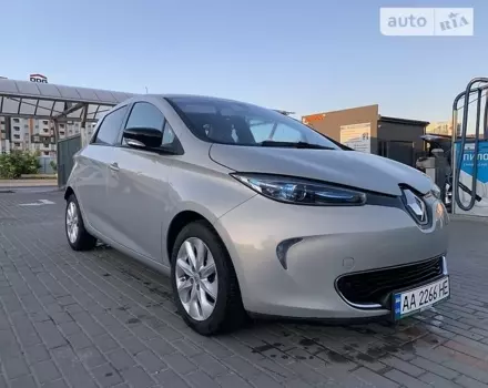 Renault Zoe, 2015 г.в.