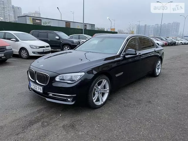 BMW 750, 2013 г.в.