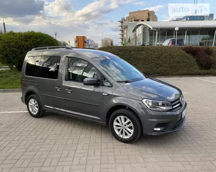 Volkswagen Caddy пасс., 2016 г.в.