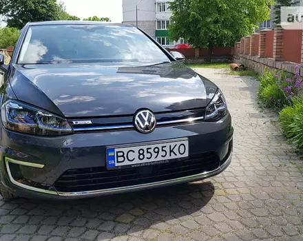 Volkswagen e-Golf, 2017 г.в.