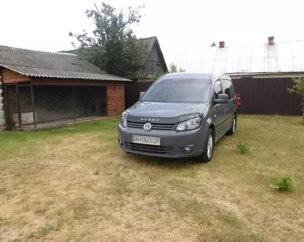 Volkswagen Caddy пасс., 2012 г.в.