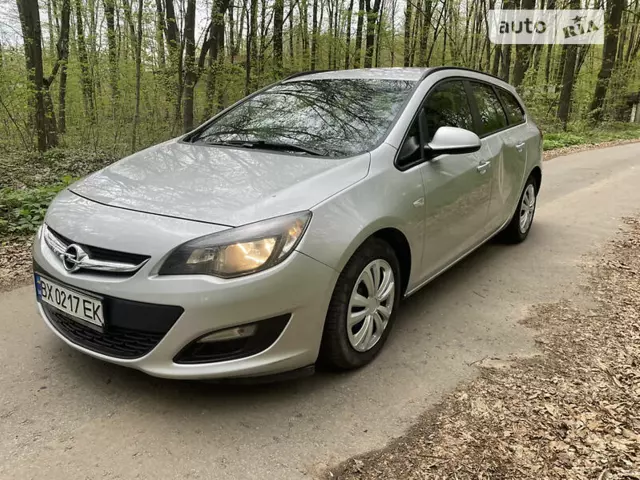 Opel Astra J, 2013 г.в.