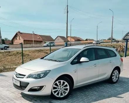Opel Astra J, 2013 г.в.