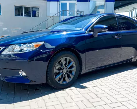 Lexus ES 300 H, 2013 г.в.
