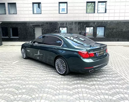 BMW 750, 2013 г.в.