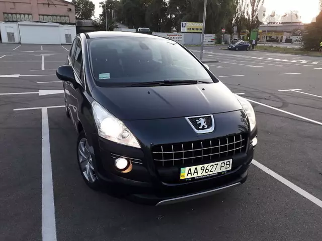 Peugeot 3008, 2012 г.в.