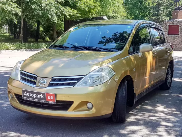 Nissan TIIDA, 2010 г.в.