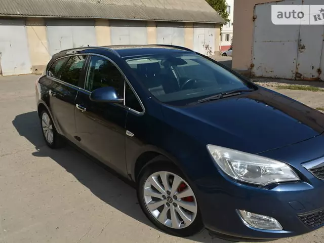 Opel Astra J, 2012 г.в.