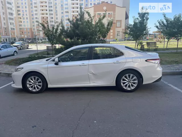 Toyota Camry, 2019 г.в.
