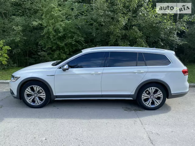Volkswagen Passat Alltrack, 2016 г.в.