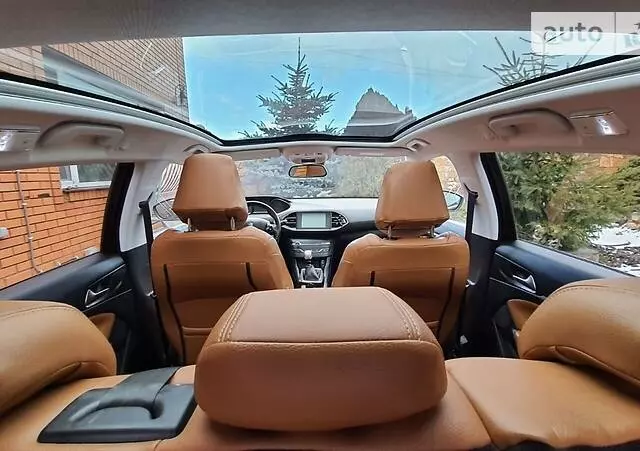 Peugeot 308, 2015 г.в.