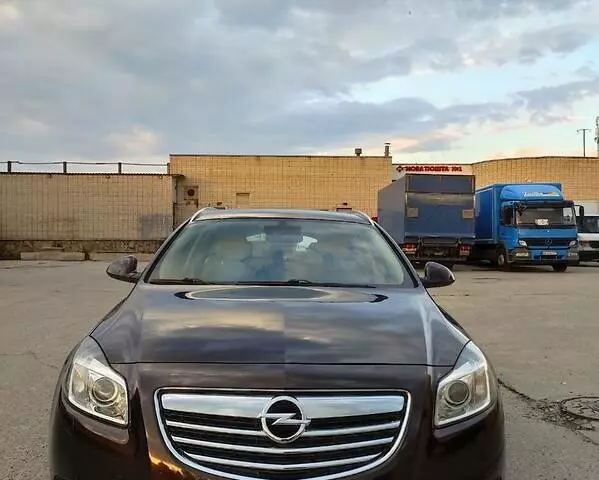 Opel Insignia Sports Tourer, 2013 г.в.