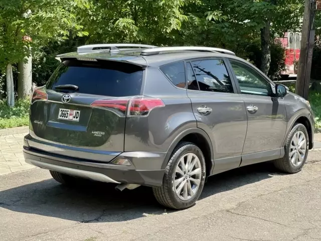 Toyota RAV4, 2017 г.в.