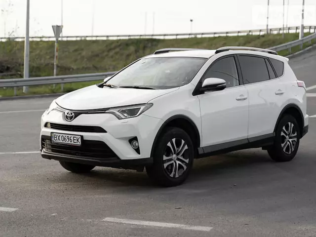 Toyota RAV4, 2016 г.в.