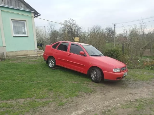 Volkswagen Polo, 1998 г.в.
