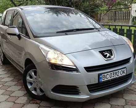 Peugeot 5008, 2011 г.в.