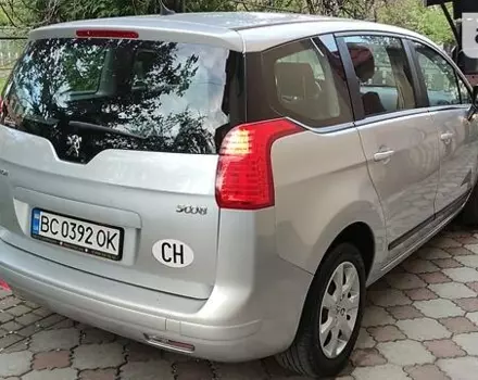 Peugeot 5008, 2011 г.в.