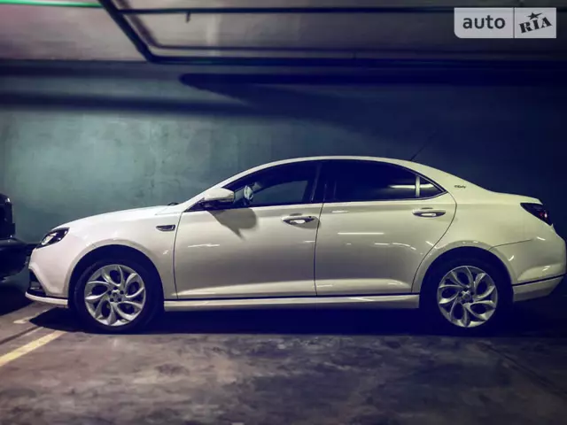 MG 6, 2013 г.в.