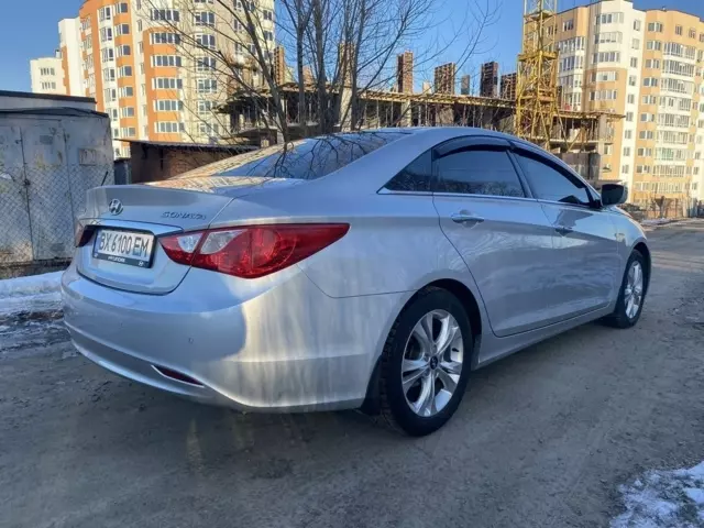 Hyundai Sonata, 2012 г.в.