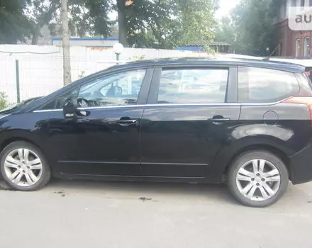 Peugeot 5008, 2011 г.в.