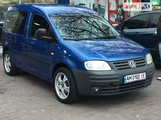 Volkswagen Caddy пасс., 2005 г.в.