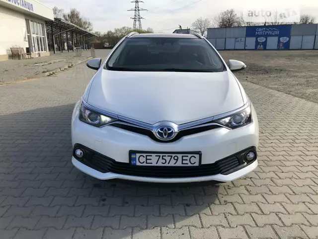 Toyota Auris, 2015 г.в.