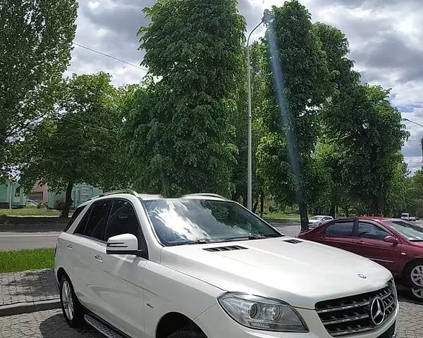 Mercedes-Benz ML 350, 2011 г.в.