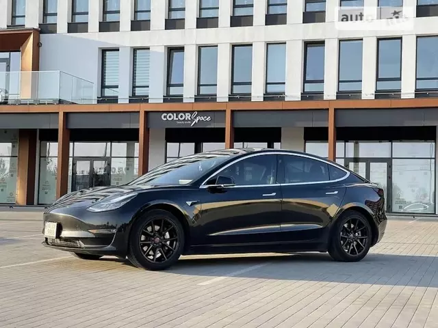 Tesla Model 3, 2018 г.в.