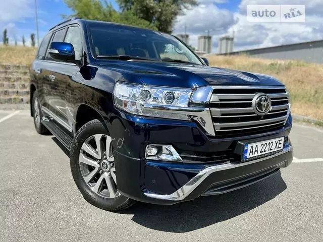 Toyota Land Cruiser 200, 2016 г.в.