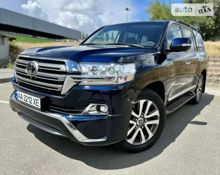 Toyota Land Cruiser 200, 2016 г.в.