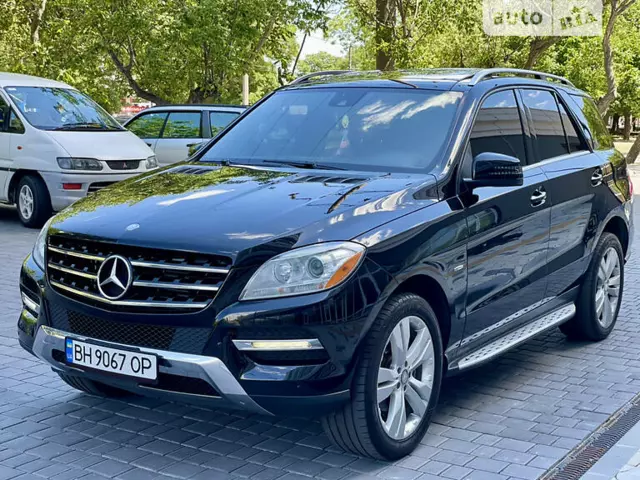 Mercedes-Benz ML 350, 2012 г.в.