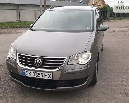 Volkswagen Touran, 2008 г.в.