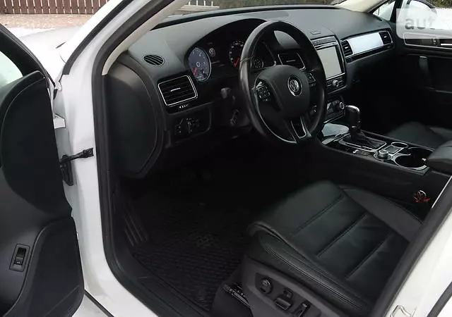 Volkswagen Touareg, 2015 г.в.