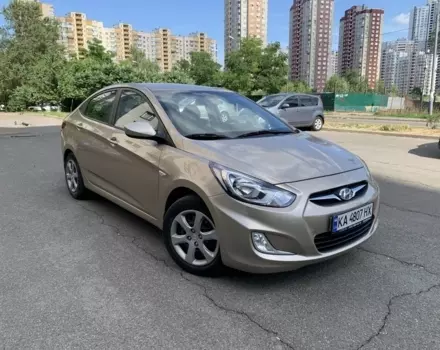Hyundai Accent, 2011 г.в.