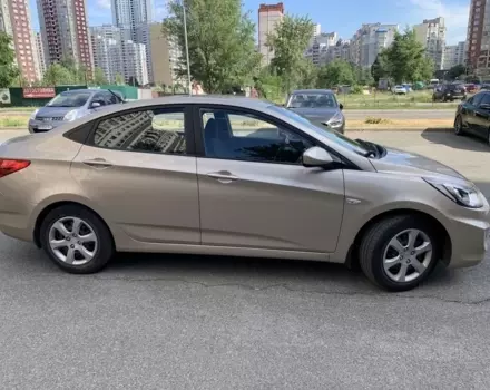 Hyundai Accent, 2011 г.в.