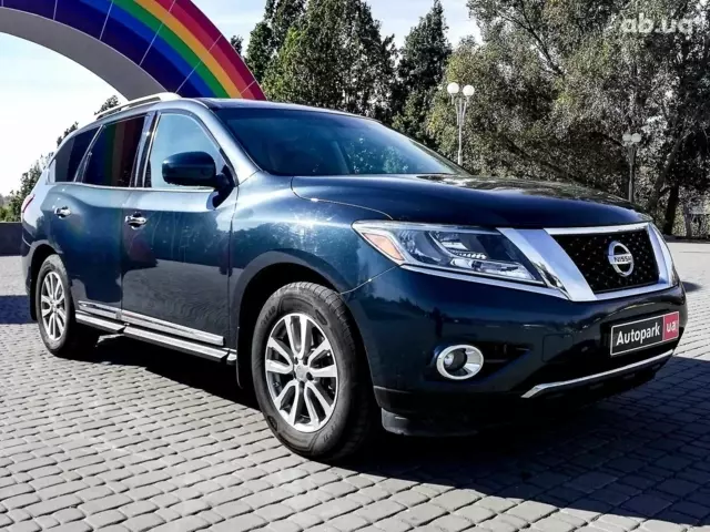 Nissan Pathfinder, 2015 г.в.