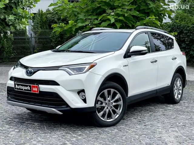 Toyota RAV4, 2018 г.в.